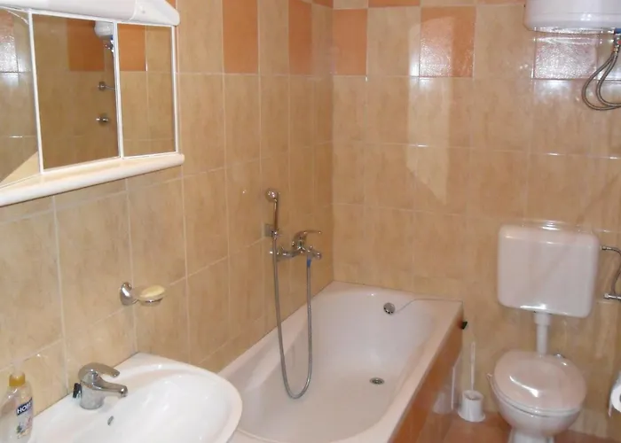 One-bedroom In 오레비츠